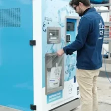 Self Service ice machine